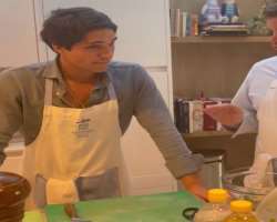 He is also a good chef alongside being an Instagram star.